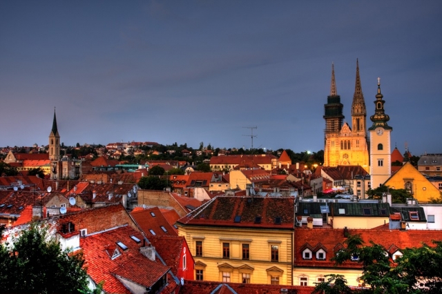 Панорама вечернего Загреба