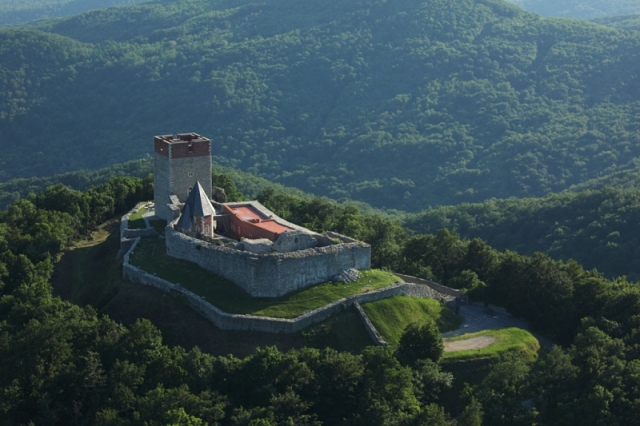 Замок Медвеград Хорватия